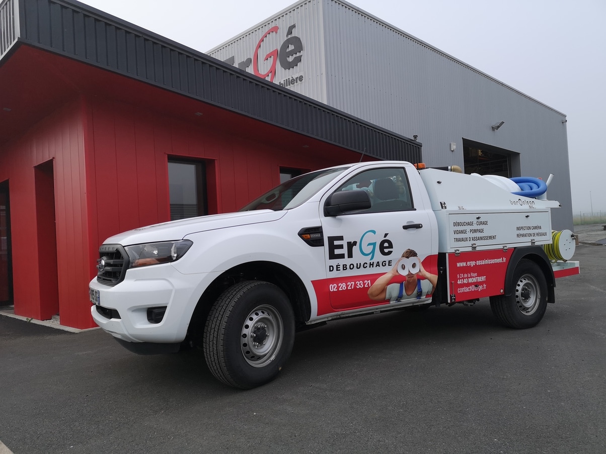 Camion_hydrocureur_erge_débouchage_maintenance