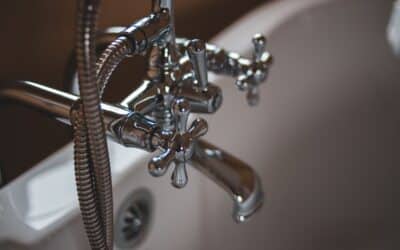 Déboucher une baignoire : guide complet